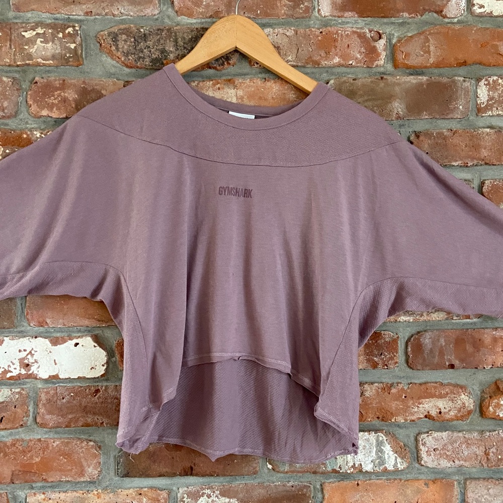 NWOT Gymshark Purple Crop Top - Size Medium